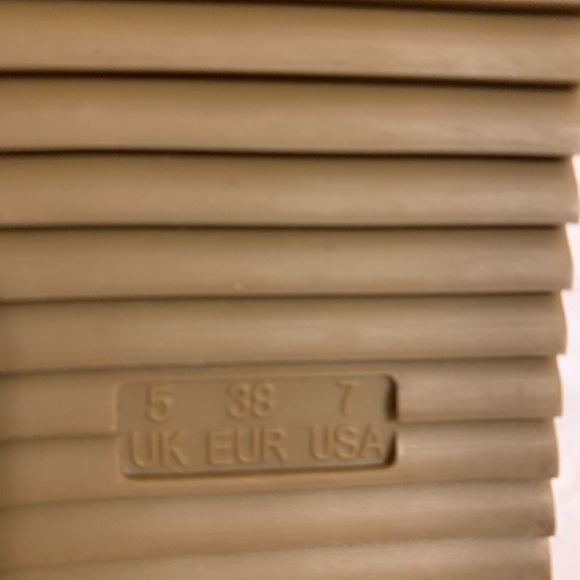 ASOS DESIGN Crème color macrame ladies sandals in size 7 VGUC - Picture 6 of 9